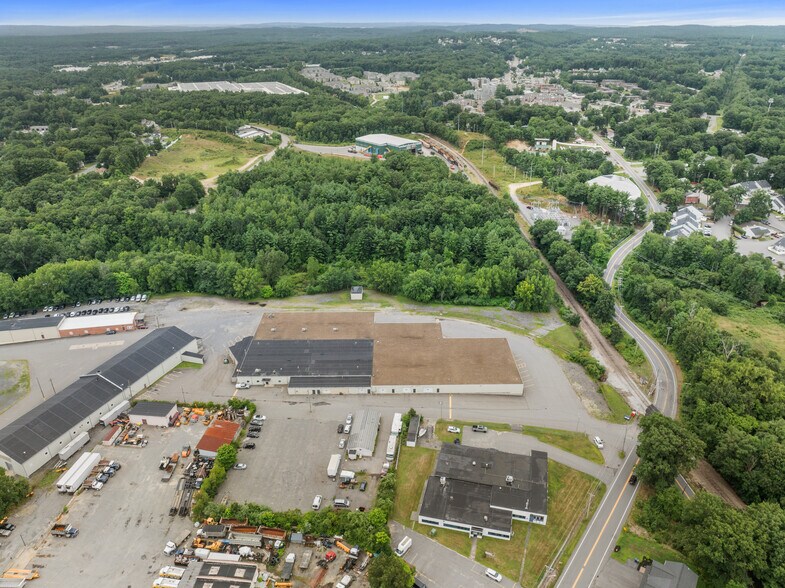 More Photos Of 149 Litchfield St, Leominster Warehouse For Lease