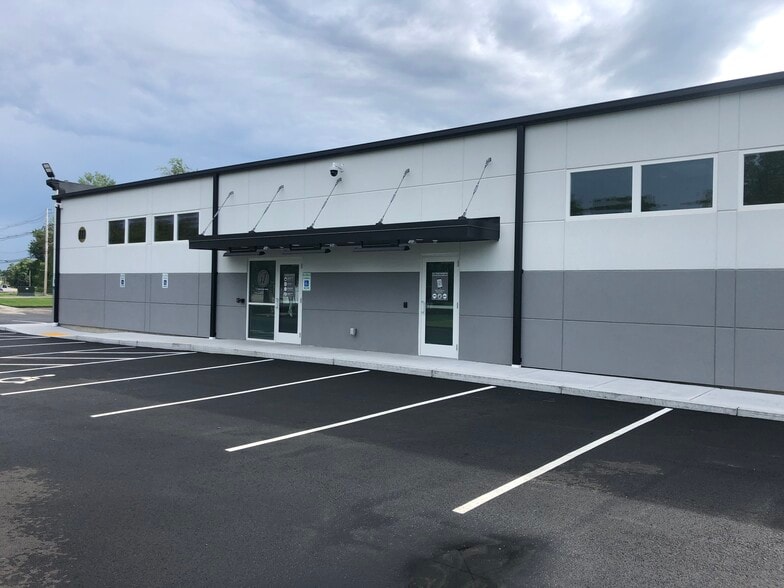 More Photos Of 111 Shrewsbury St, West Boylston Bank For Sale