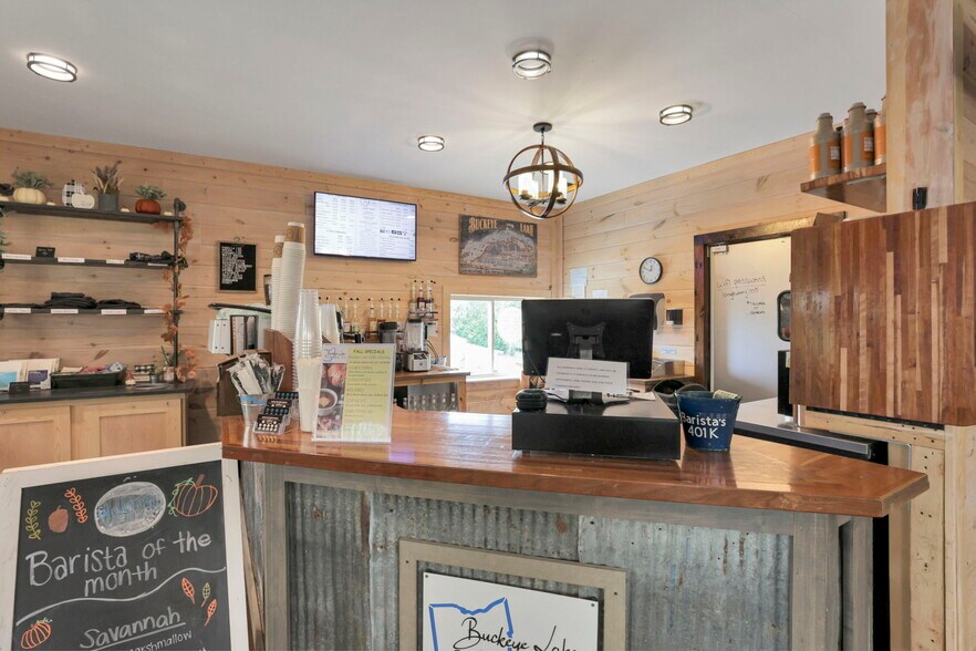 More Photos Of 14675 Zion Rd, Thornville Restaurant For Sale