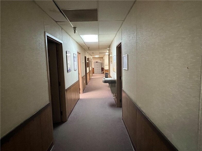 More Photos Of 1020-1060 Saw Mill Run Blvd W, Pittsburgh Warehouse For Sale