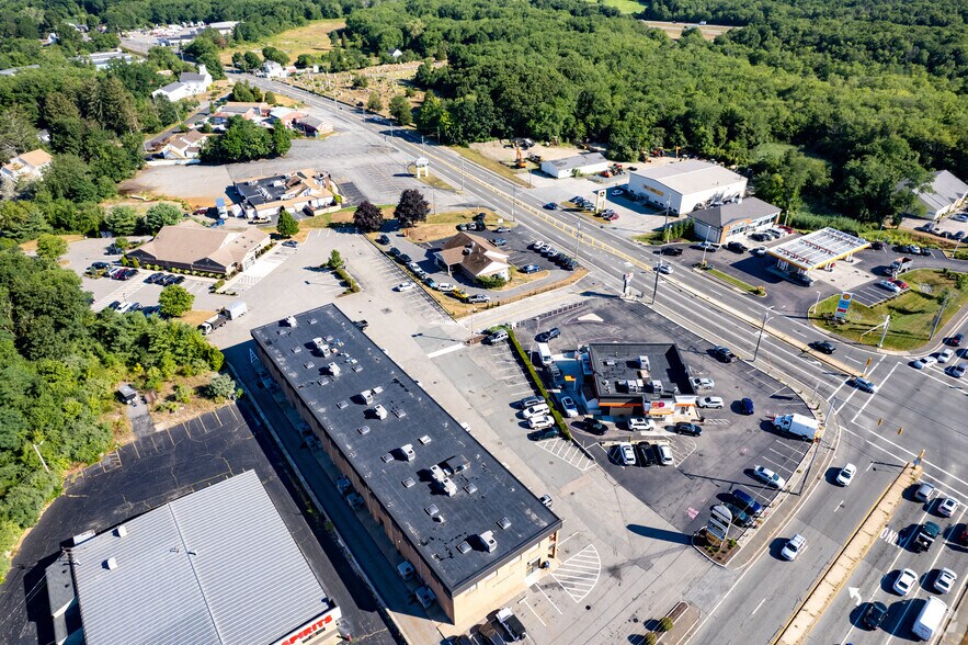 More Photos Of 25 Market St, Swansea Unknown For Lease