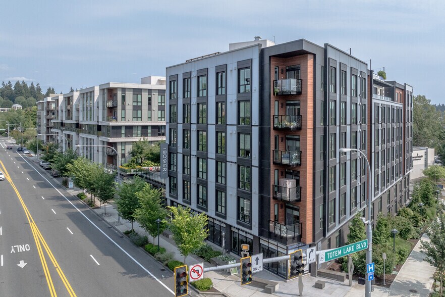 Primary Photo Of 11811-11821 NE 128th St, Kirkland Multifamily For Sale
