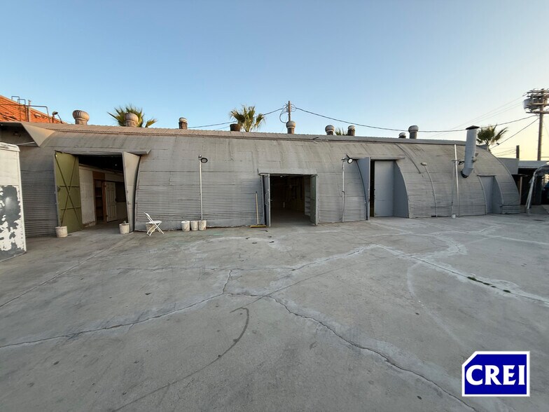 More Photos Of 6809 S Victoria Ave, Los Angeles Service For Lease