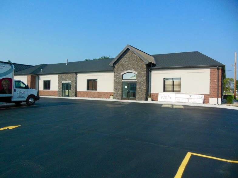 Primary Photo Of 503 E Summit, Crown Point Loft Creative Space For Lease