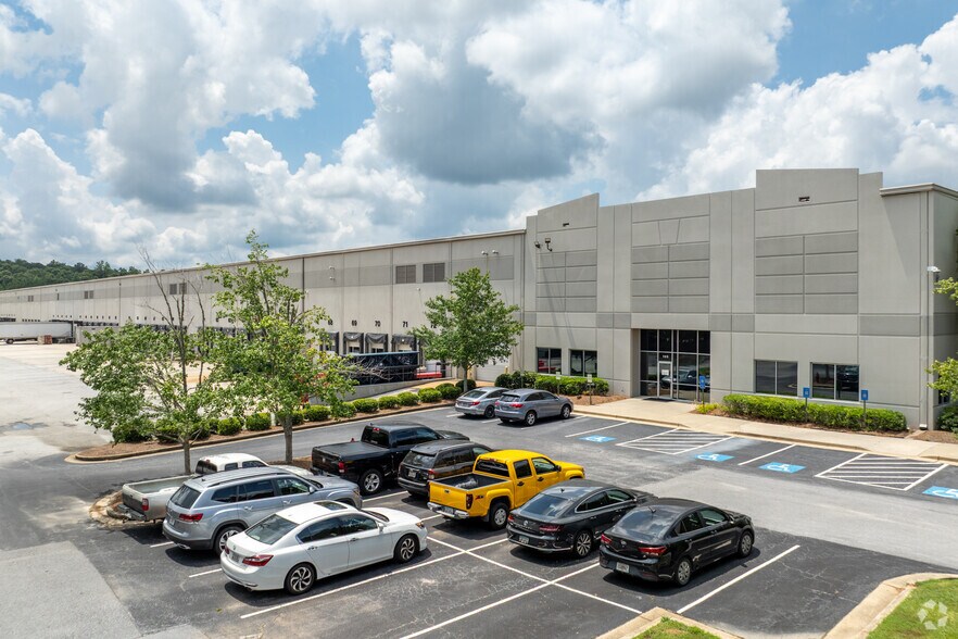 More Photos Of 105 Kendall Park Ln, Atlanta Warehouse For Lease