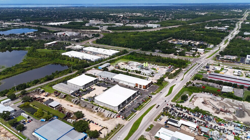 More Photos Of 5634 W Linebaugh Ave, Tampa Distribution For Sale