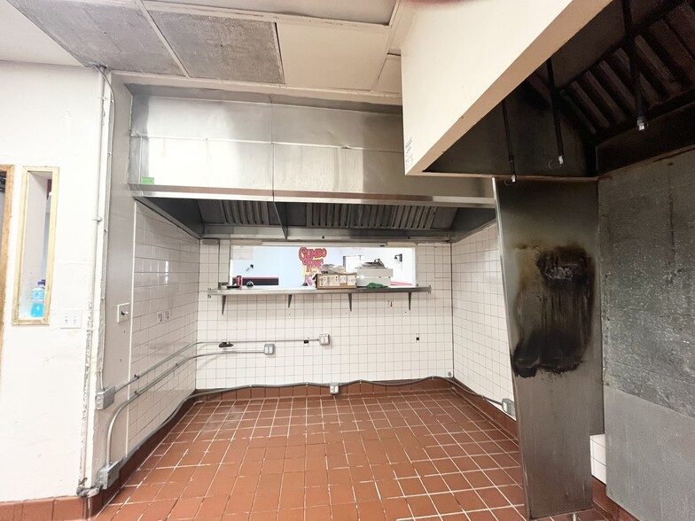 More Photos Of 2201 Northgate Blvd, Sacramento Unknown For Lease