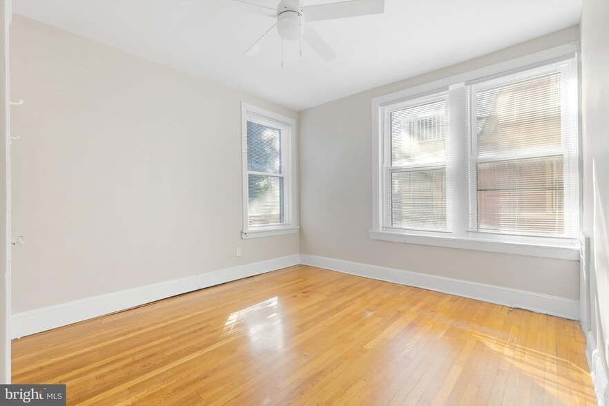 More Photos Of 1608 N Broom St, Wilmington Apartments For Sale