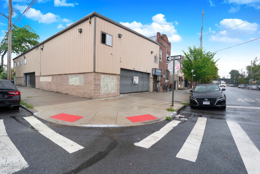More Photos Of 2829 Harway Ave, Brooklyn Office For Lease