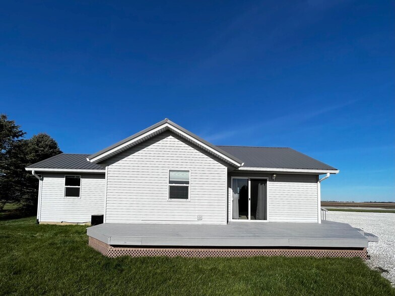 More Photos Of 8721 Old US Highway 52 W, West Lafayette Warehouse For Sale