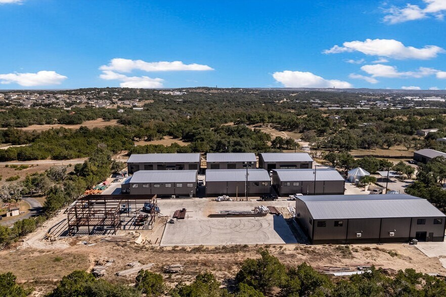 More Photos Of 451 Farrell Rd, Dripping Springs Light Distribution For Sale