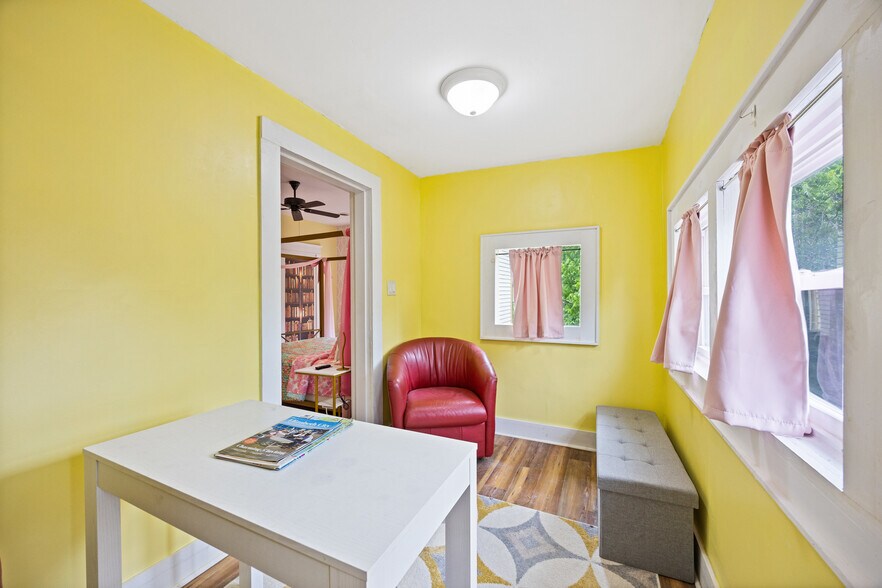 More Photos Of 104 W Main St, Elizabeth City Office Residential For Sale