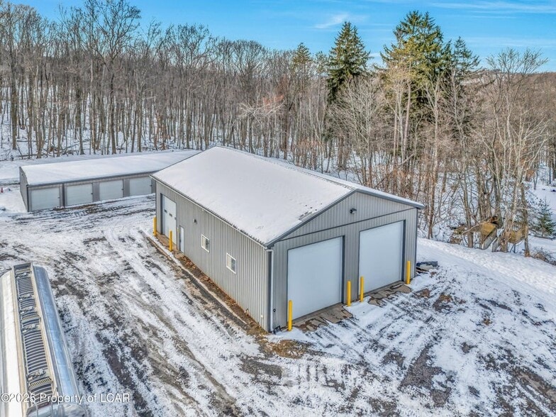 More Photos Of 7147 Blue Ridge Trl, Mountain Top Industrial For Lease