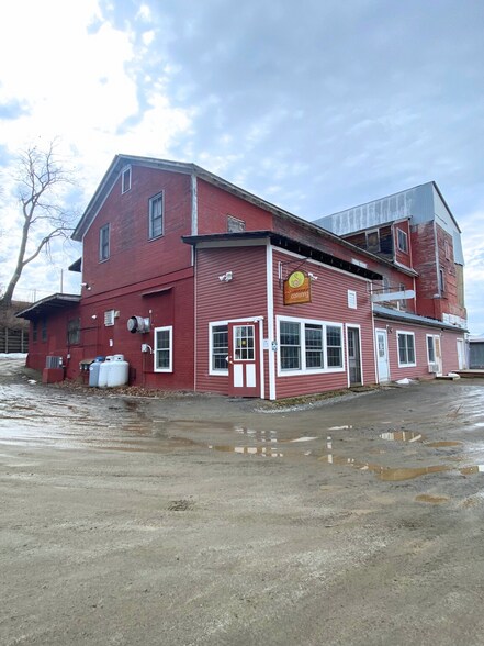 More Photos Of 120 Pleasant St, Morristown Industrial For Sale