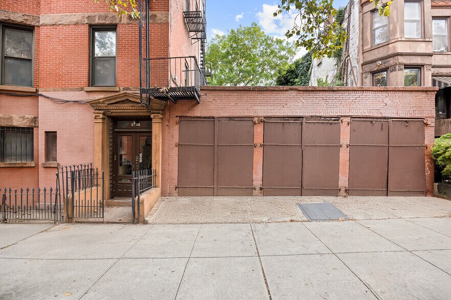 More Photos Of 363 6th Ave, Brooklyn Apartments For Sale