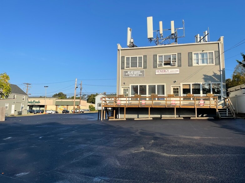 More Photos Of 2504 Grand Ave, Baldwin Office For Sale