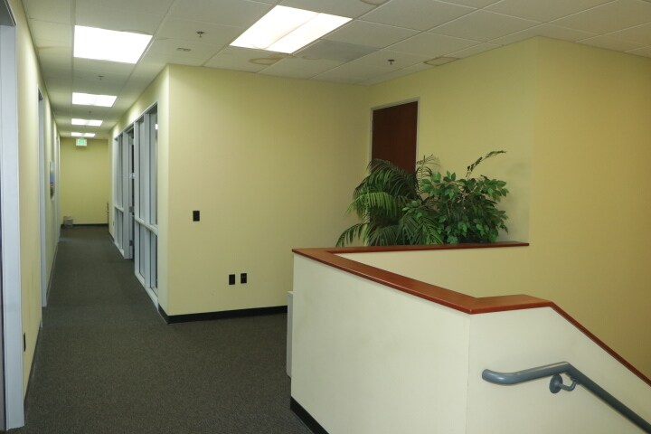 More Photos Of 2816 Columbia St, Torrance Light Distribution For Lease