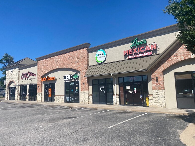 More Photos Of 3570 N Woodlawn Blvd, Wichita Freestanding For Lease