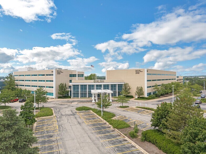 More Photos Of 2040 Ogden Ave, Aurora Medical For Lease