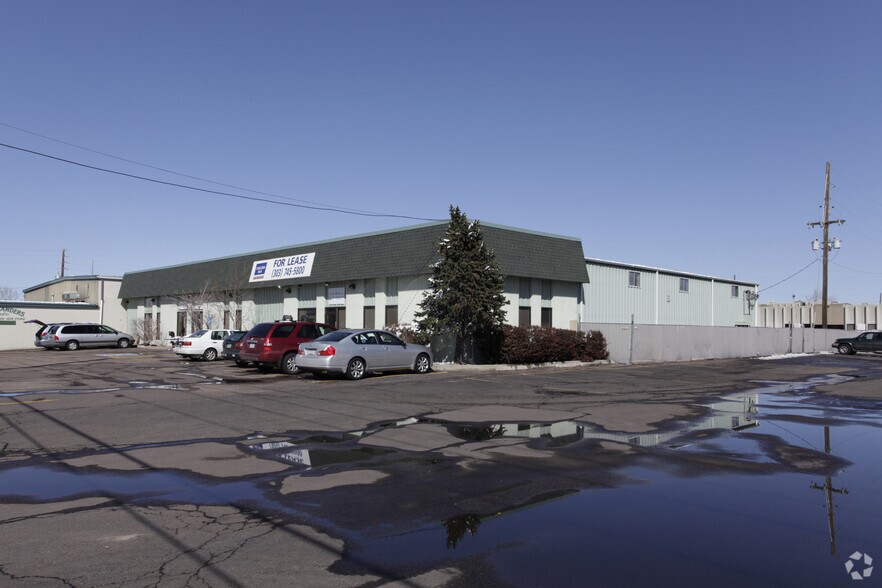 Primary Photo Of 1942-1950 S Quebec St, Denver Warehouse For Lease