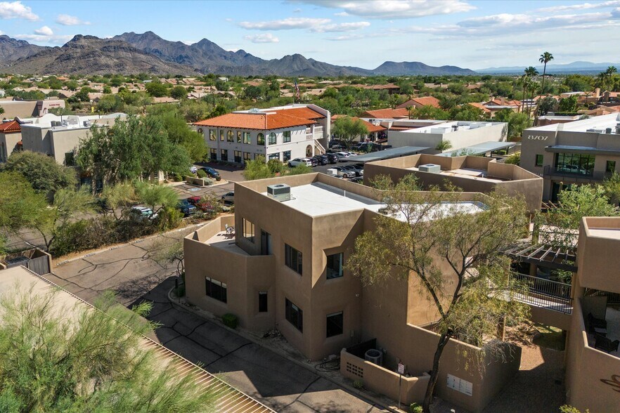 More Photos Of 8712 E Vista Bonita Dr, Scottsdale Medical For Sale