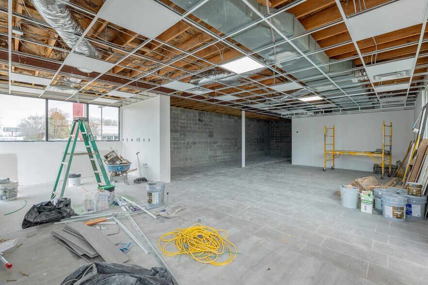 More Photos Of 2130 Amnicola Hwy, Chattanooga Service Station For Sale