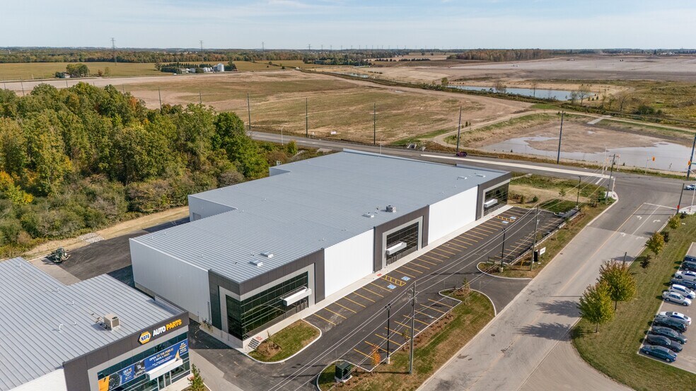 More Photos Of 155 Dennis Rd, St Thomas Distribution For Lease