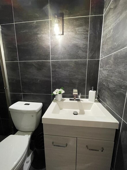 More Photos Of 641 NW 2nd St, Miami Apartments For Sale