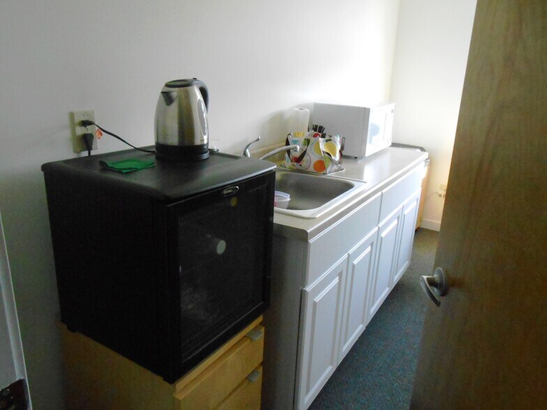 More Photos Of 1637 New Rd, Northfield Office For Sale