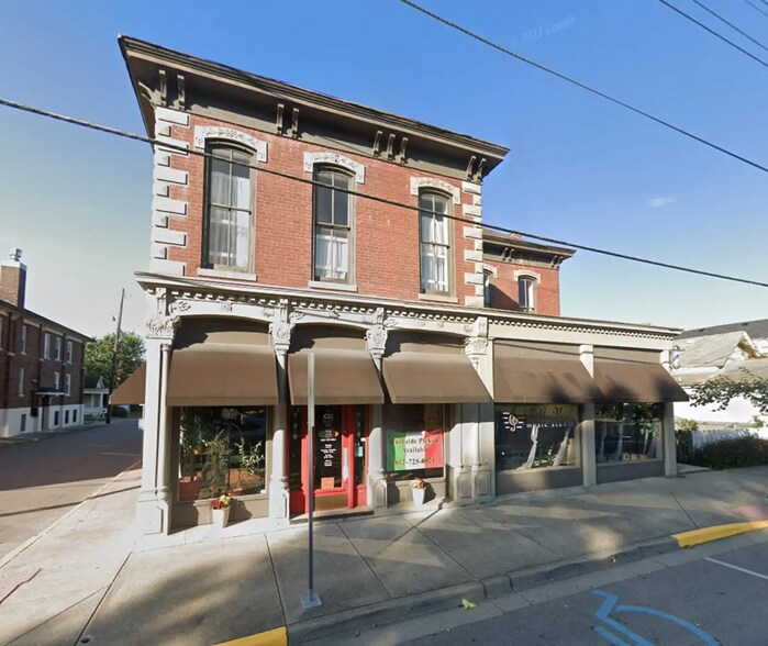 Primary Photo Of 1001 Vincennes St, New Albany Storefront For Lease