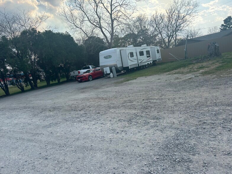 More Photos Of 1601 E Main St, Davis Manufactured Housing Mobile Home Park For Sale