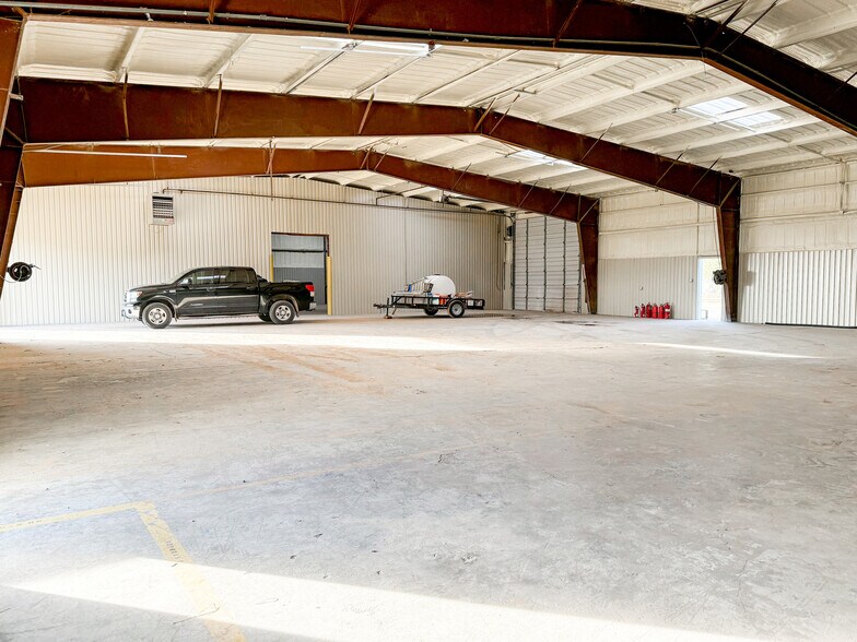 More Photos Of 2585 W Interstate 20, Odessa Manufacturing For Sale