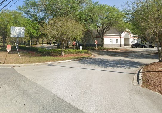 More Photos Of 10625 Philips Hwy, Jacksonville Bank For Lease