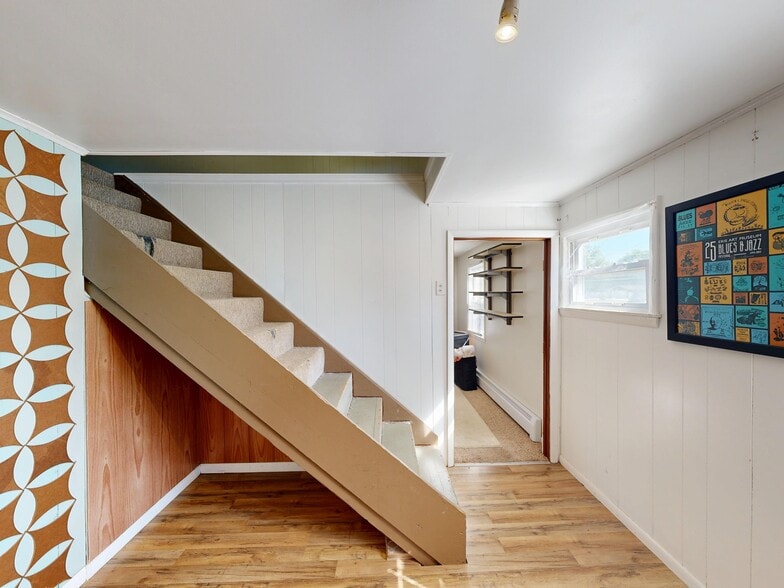 More Photos Of 6990 W Lake Rd, Fairview Restaurant For Sale