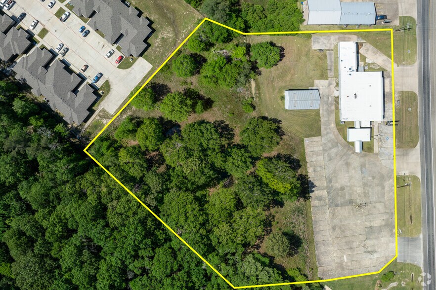 More Photos Of 930 Highway 59 Loop N, Livingston Restaurant For Sale