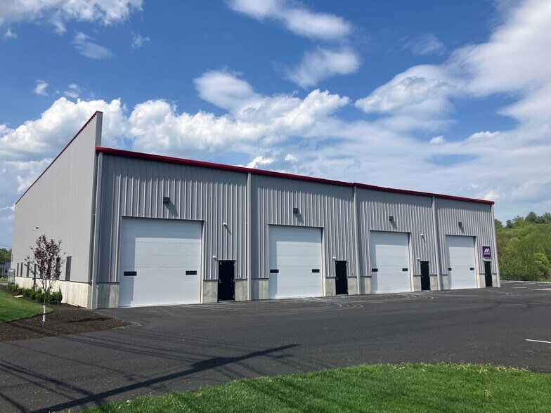 More Photos Of 115 Shrewsbury St, West Boylston Warehouse For Lease