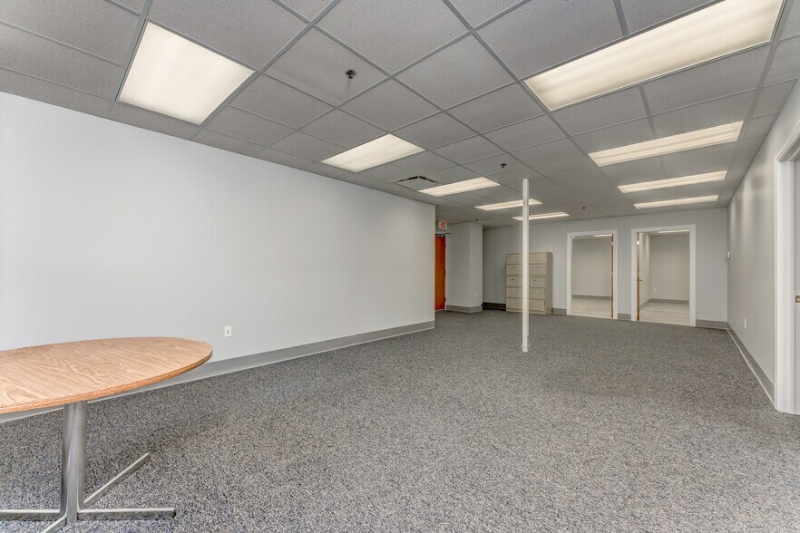 More Photos Of 1311-1319 Pineview Dr, Morgantown Medical For Sale