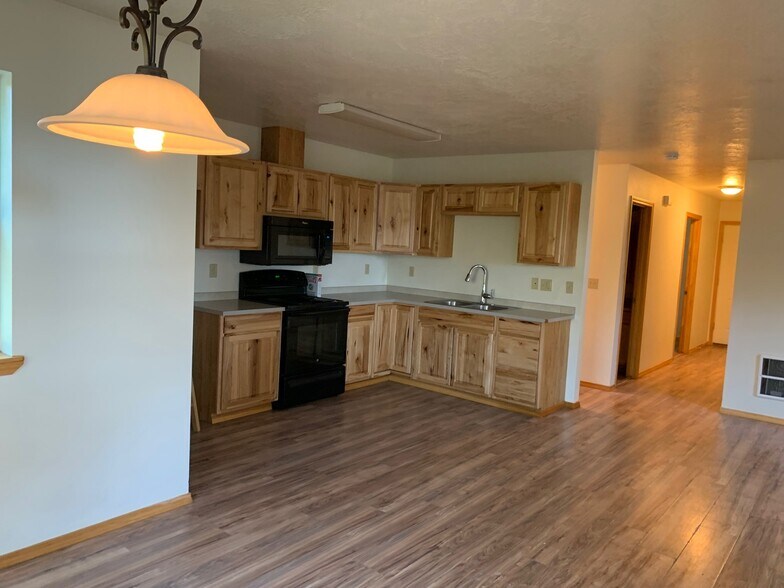 More Photos Of 22001 Sweet Ola Hwy, Ola Restaurant For Sale