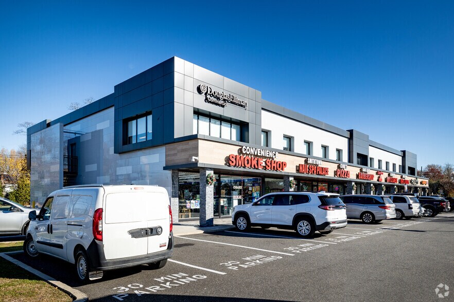 More Photos Of 550-560 Smithtown Byp, Smithtown Storefront Retail Office For Lease