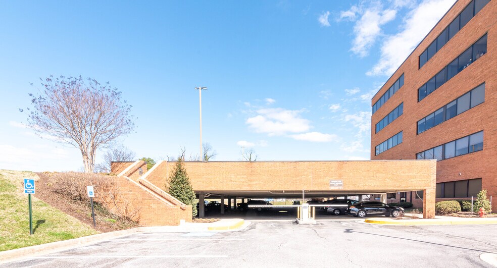 More Photos Of 120 Sister Pierre Dr, Towson Medical For Lease