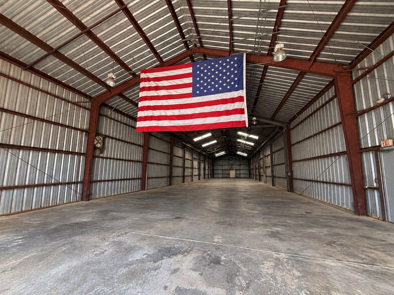 More Photos Of 3145 US Highway 92 E, Lakeland Warehouse For Lease