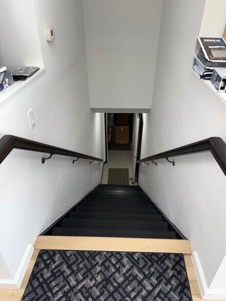 More Photos Of 825 White Plains Rd, Scarsdale Storefront Retail Office For Lease