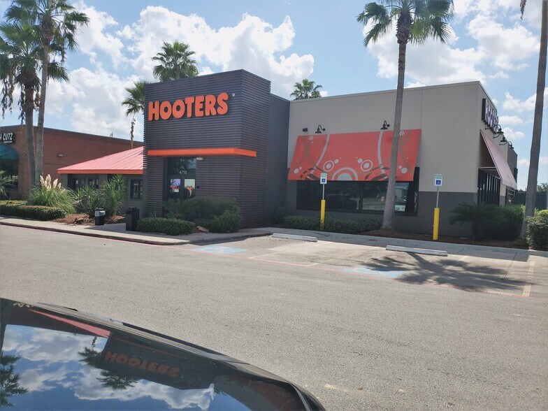 More Photos Of 1496 San Jacinto Mall, Baytown Unknown For Lease