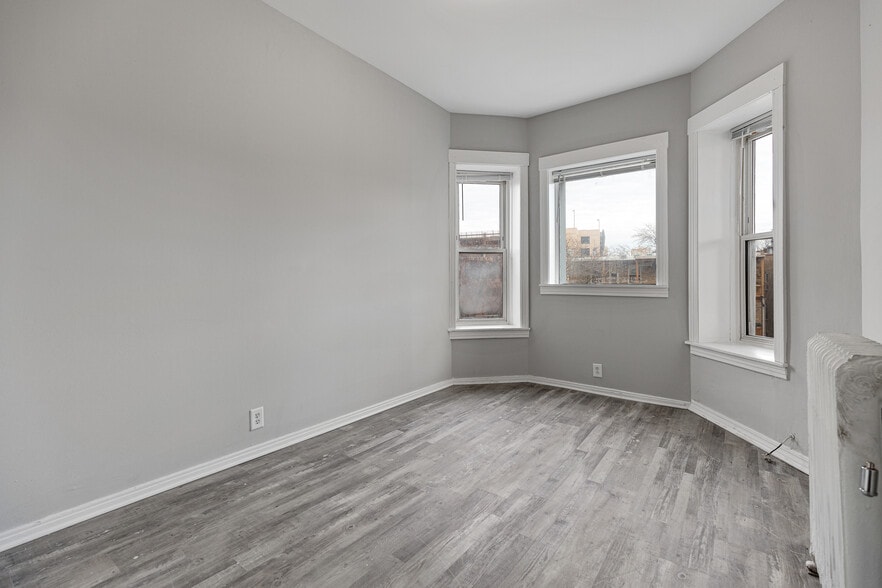 More Photos Of 4431-4433 N Racine Ave, Chicago Apartments For Sale