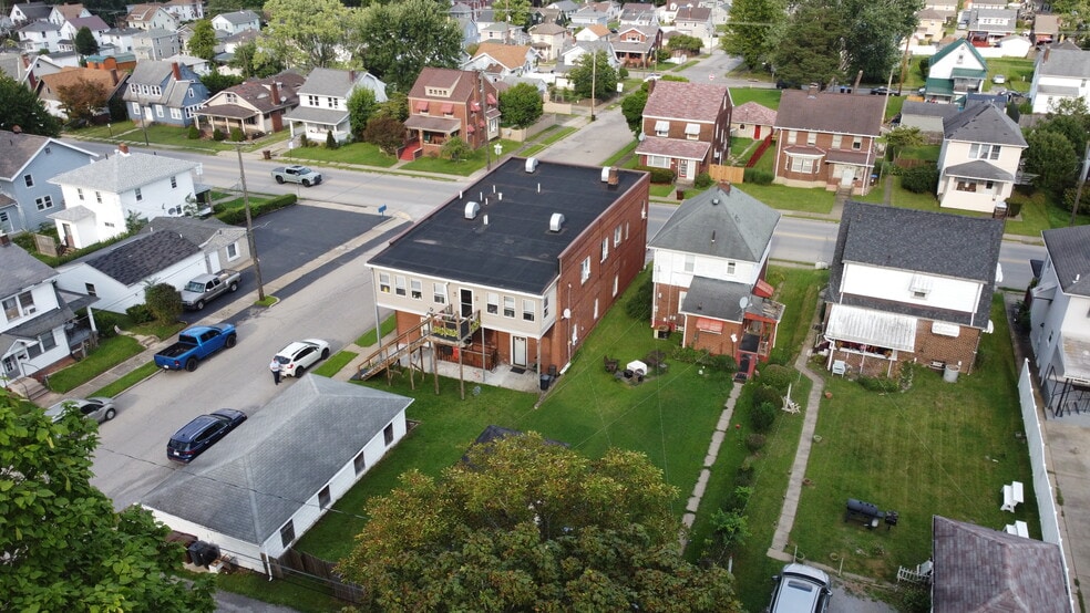 More Photos Of 474 Stambaugh Ave, Sharon Apartments For Sale