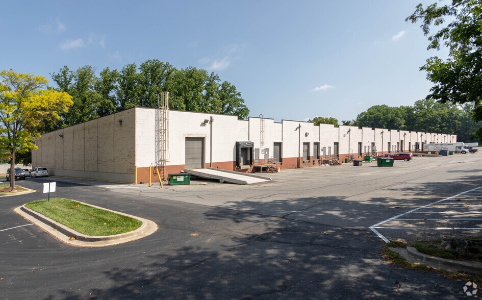 More Photos Of 9050 Red Branch Rd, Columbia Industrial For Lease