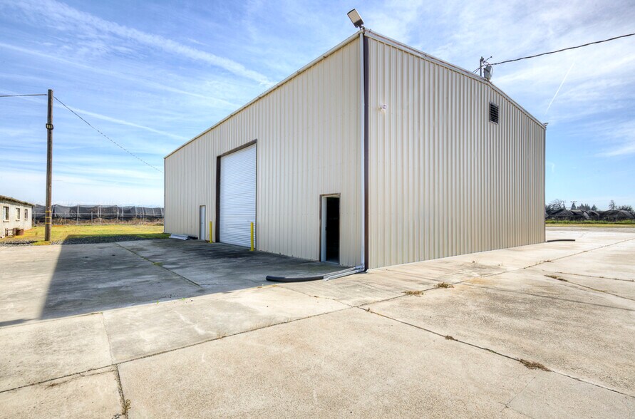 More Photos Of 39400 Clarkson Dr, Kingsburg Warehouse For Sale