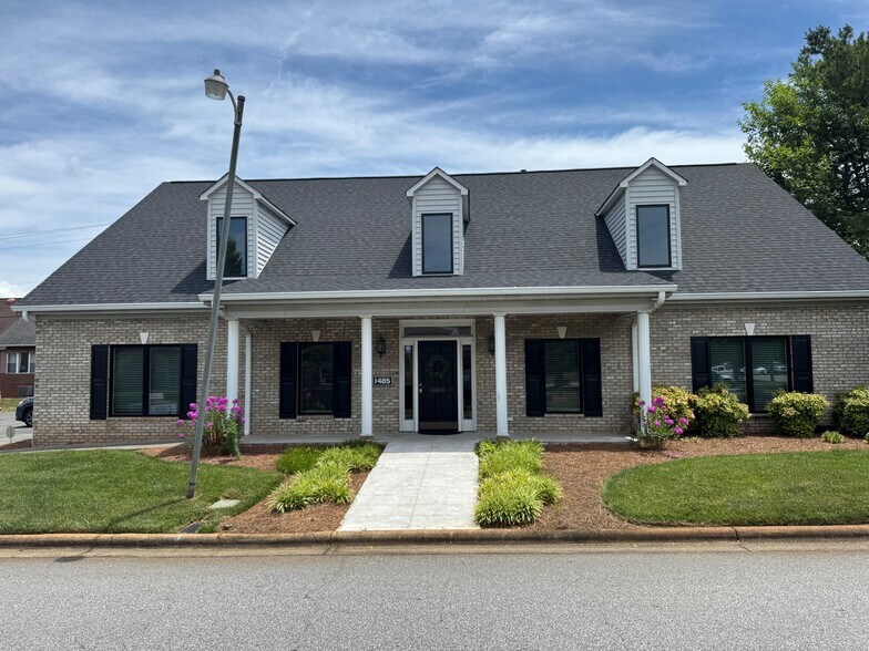 More Photos Of 1485 Rymco Dr, Winston-Salem Office For Lease