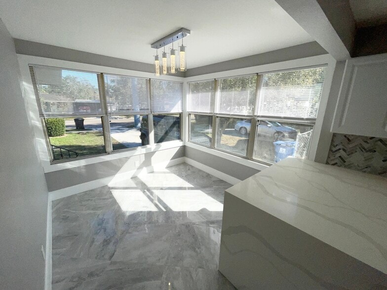 More Photos Of , Saint Petersburg Multifamily For Sale