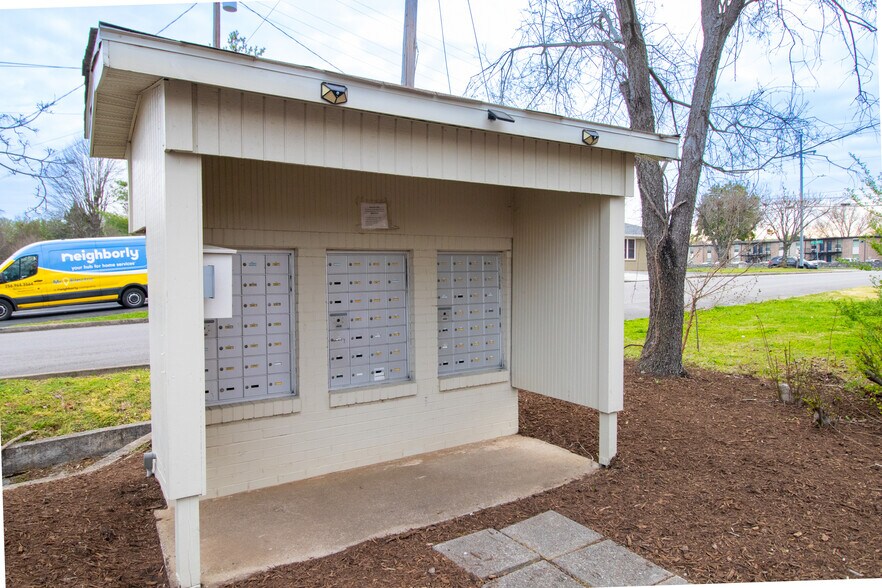 More Photos Of 1238 Sloan St, Murfreesboro Apartments For Sale